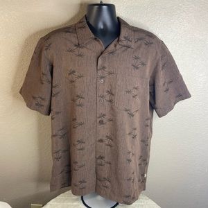 Men’s solitude size medium palm trees shirt